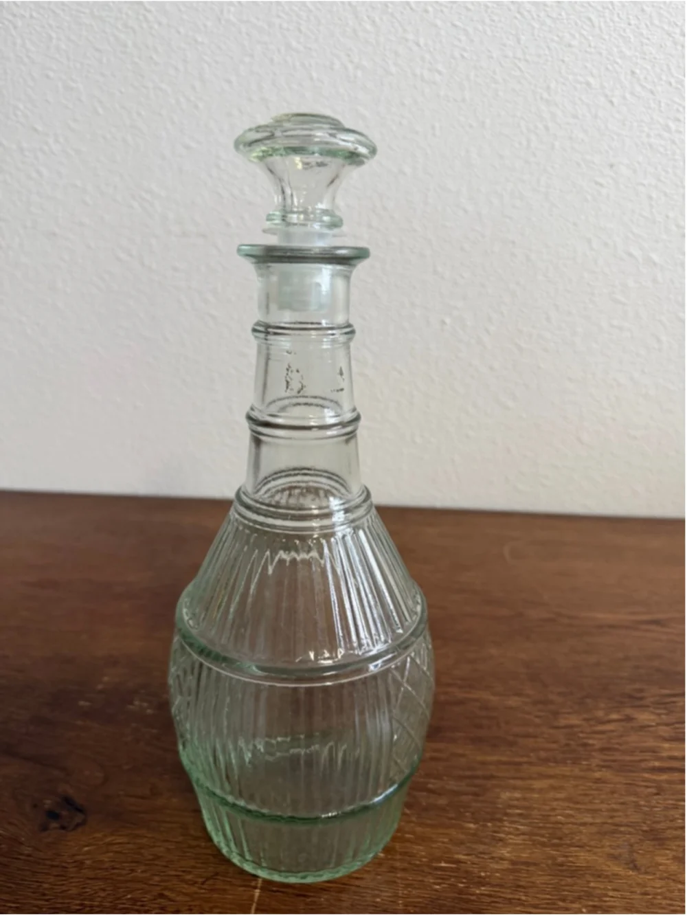 Unbranded vintage clear